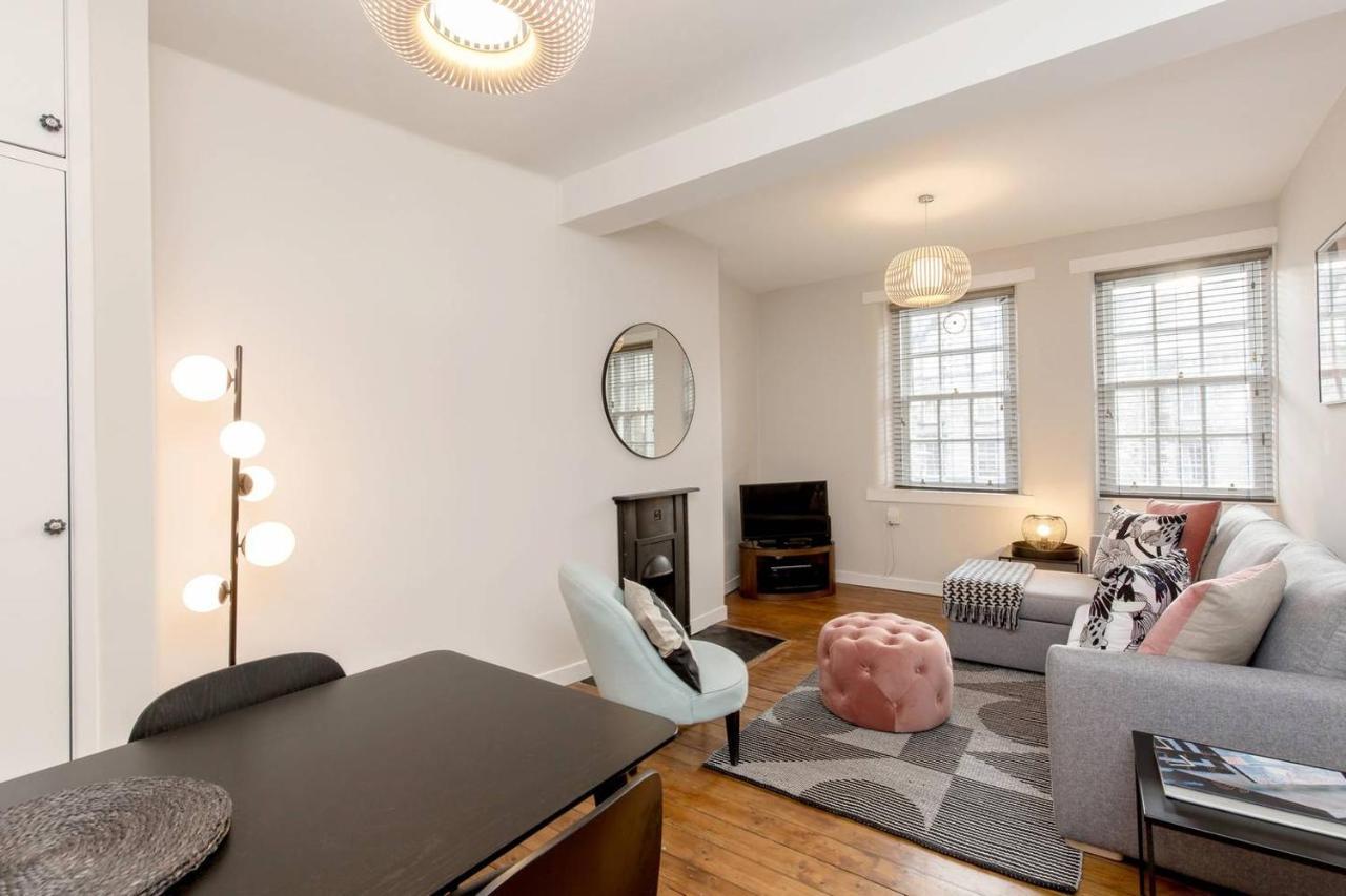 Altido Unique & Stylish Grassmarket Apt - Close To Castle Edynburg Zewnętrze zdjęcie
